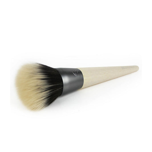 A blending and bronzing brush with a beige handle and synthetic bristles, designed for blending and bronzing.